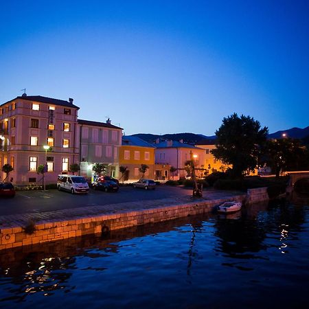 Apartments Villa Castello Цриквениця Екстер'єр фото